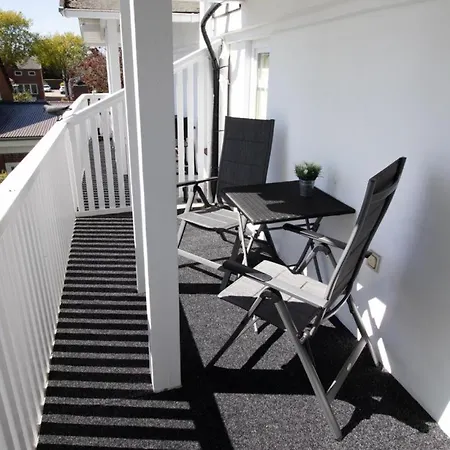 40 Weisse Am Schwanenteich Og Links Dom wakacyjny